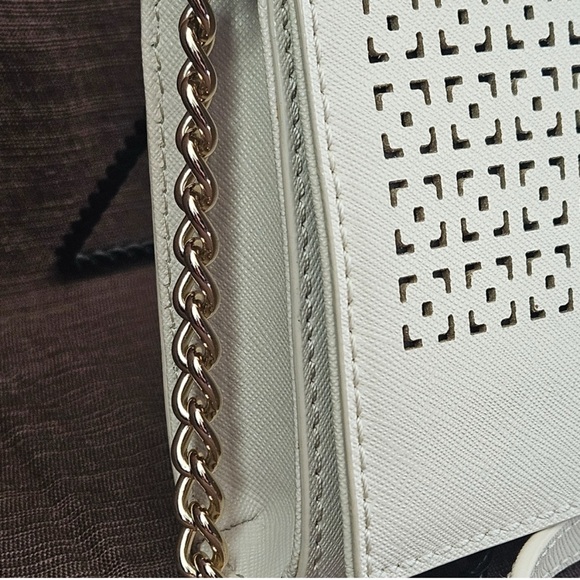 💎✨EXCELLENT💎✨Kate Spade White Geometric Perforated Crossbody Bag - Picture 4 of 16